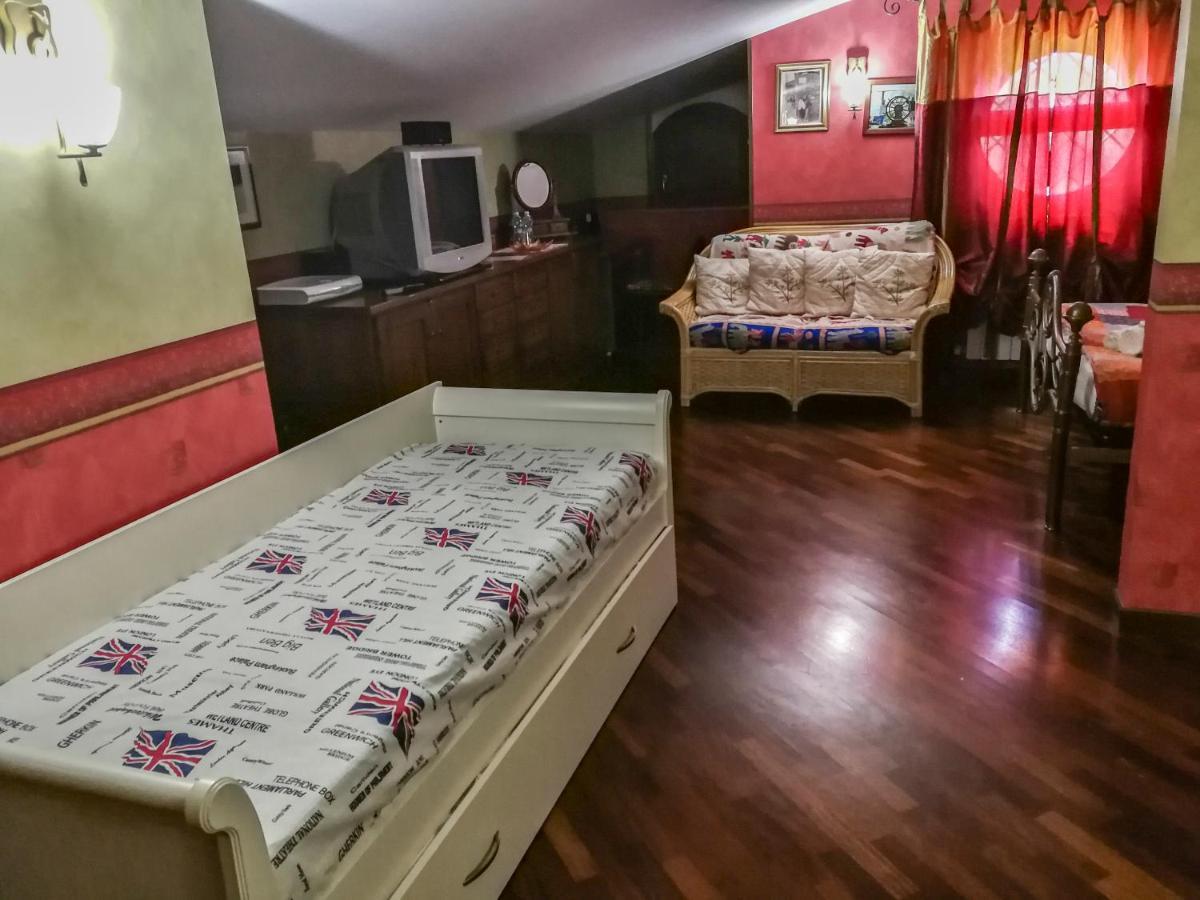 Paoline'S Suite In Villa Fiumicino Ngoại thất bức ảnh